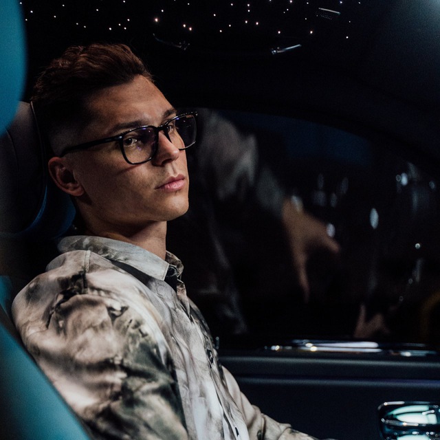 Игорь Алексеев