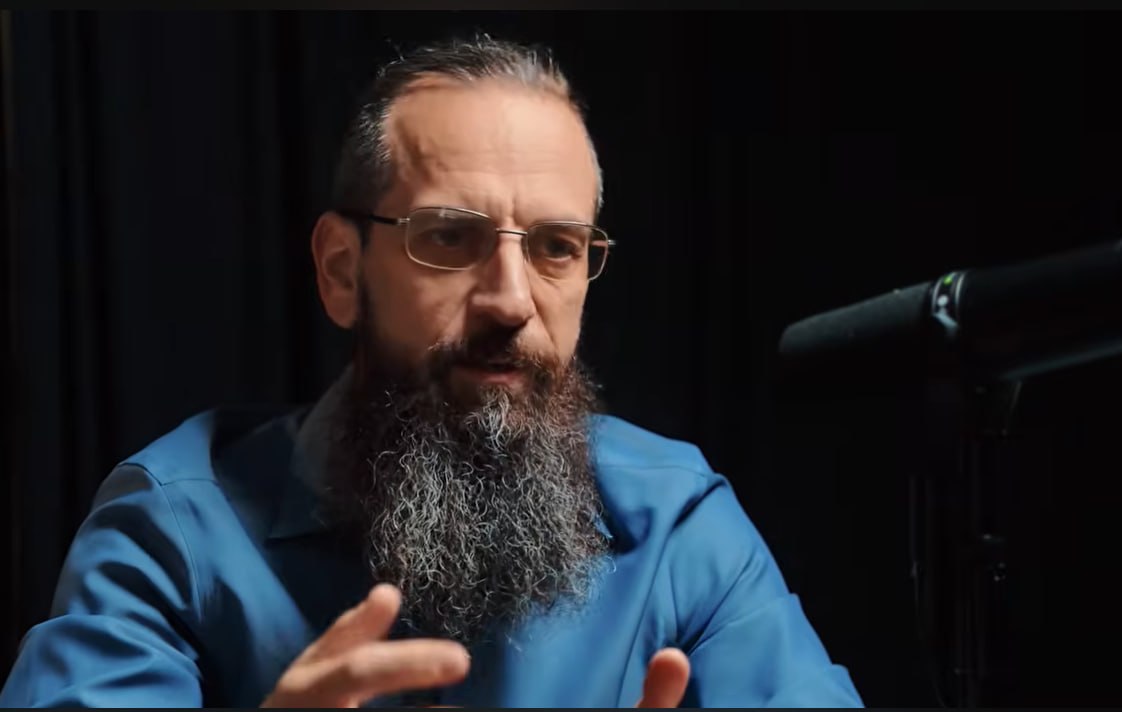 Вот вам подкаст на вечер на тему ИИ.Подкаст с  Романом Ямпольским.Роман Владимирович…